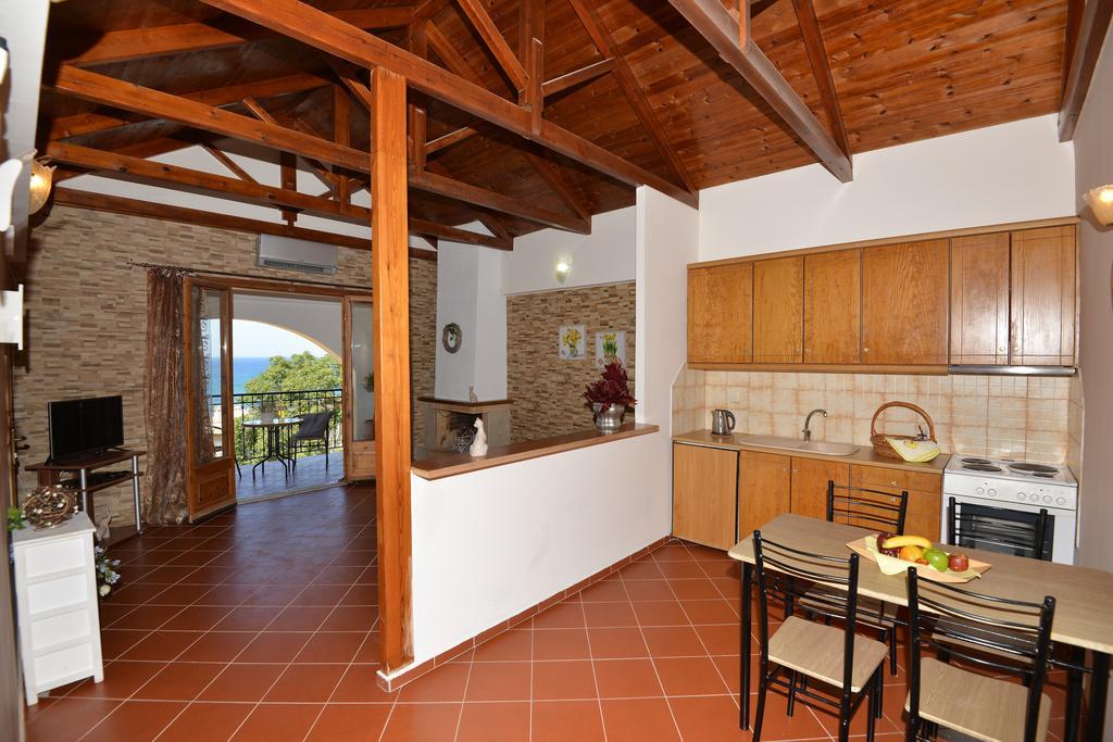 Castello Domus Apartment Panormos  Room photo